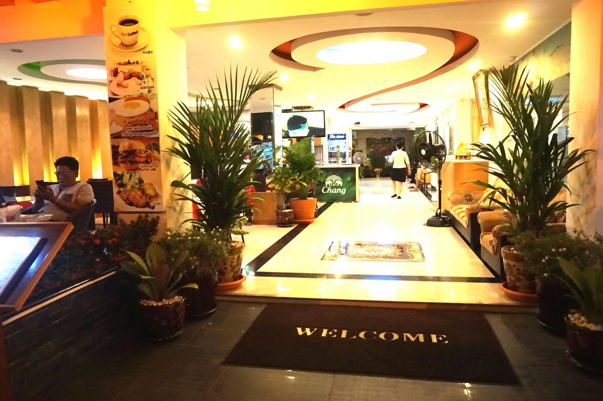 Aya Place Pattaya Eksteriør billede