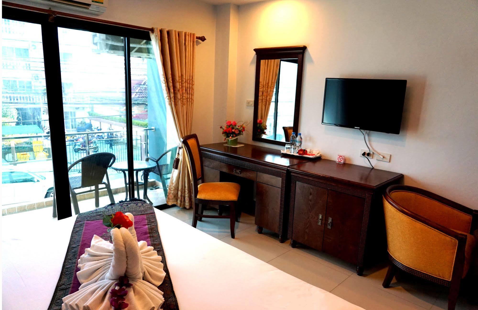 Aya Place Pattaya Eksteriør billede