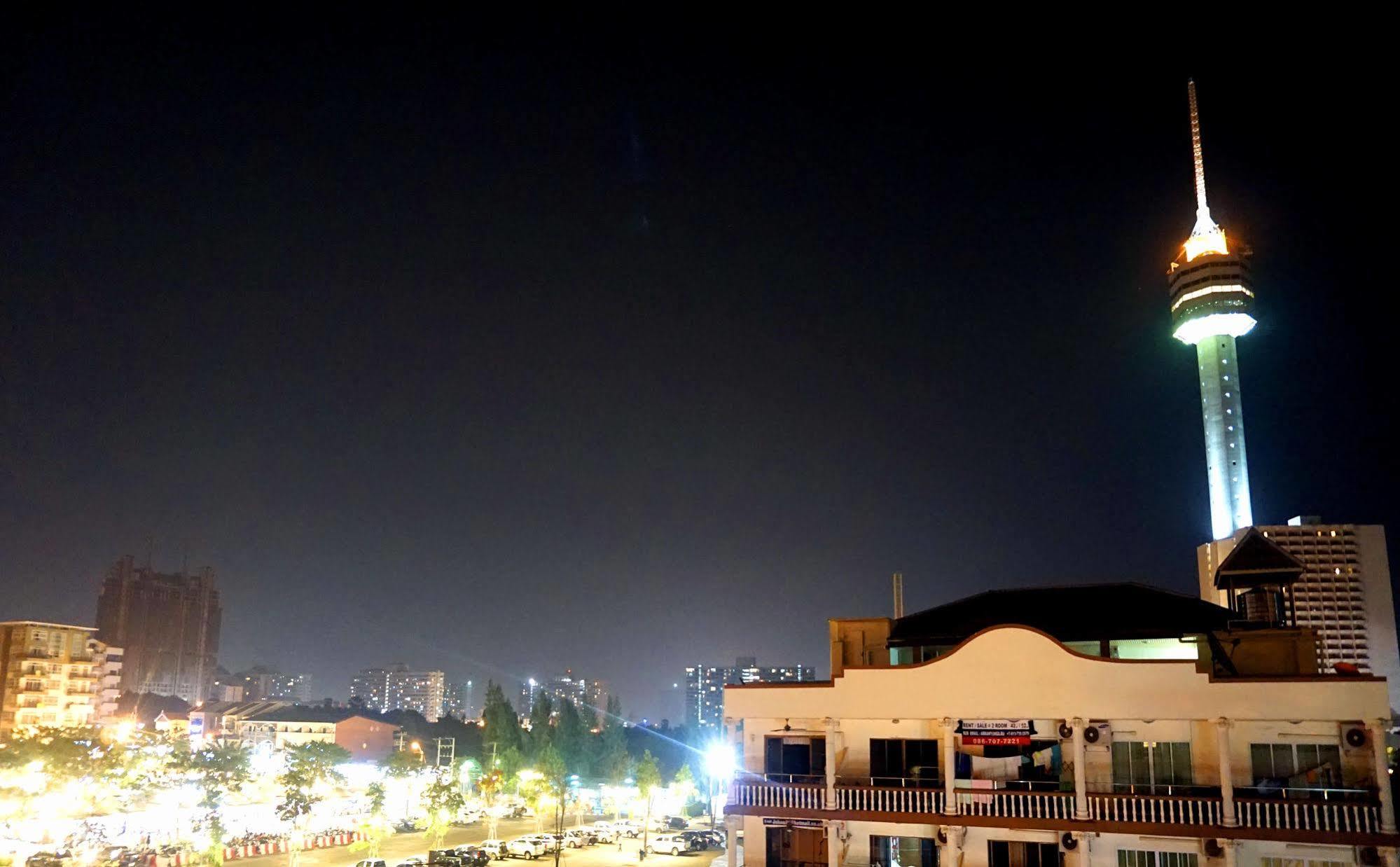Aya Place Pattaya Eksteriør billede